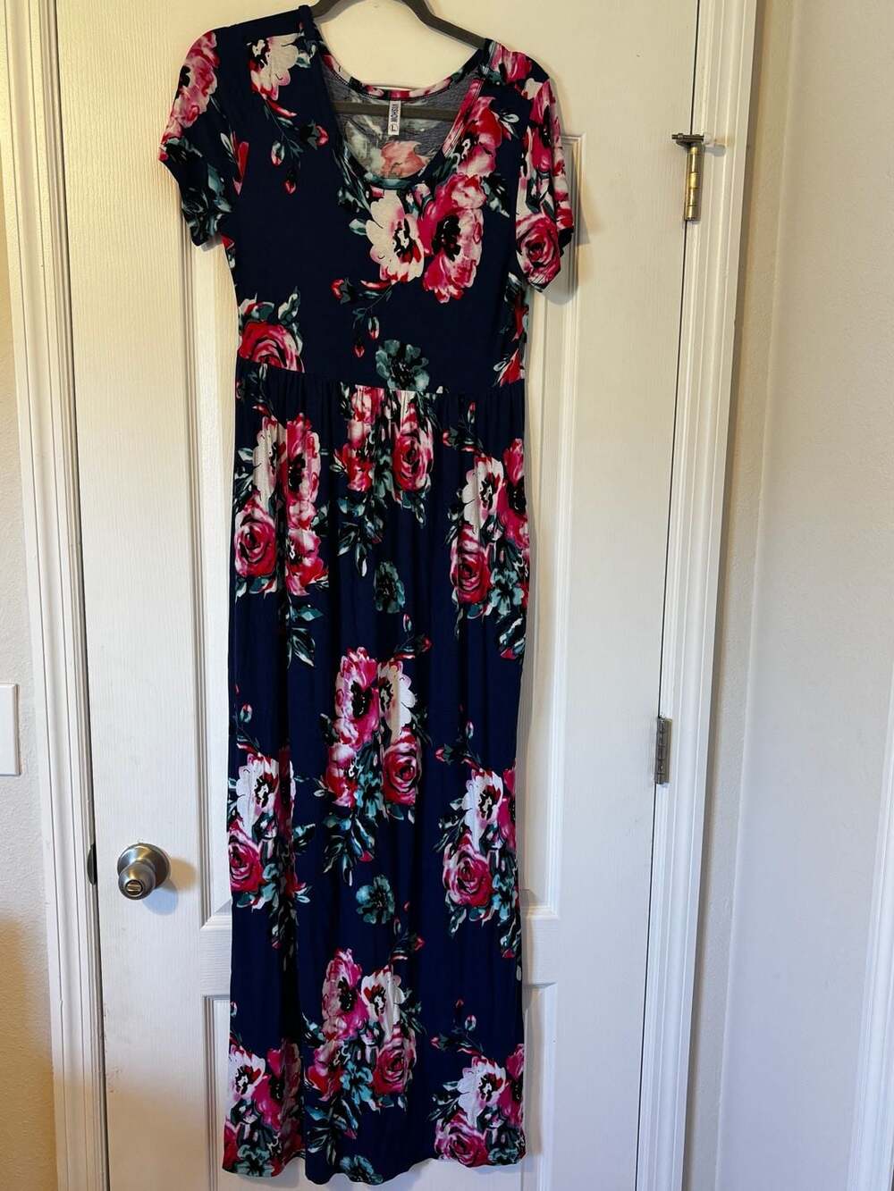VIISHOW Floral Short Sleeve Maxi Dress with Pockets Size L